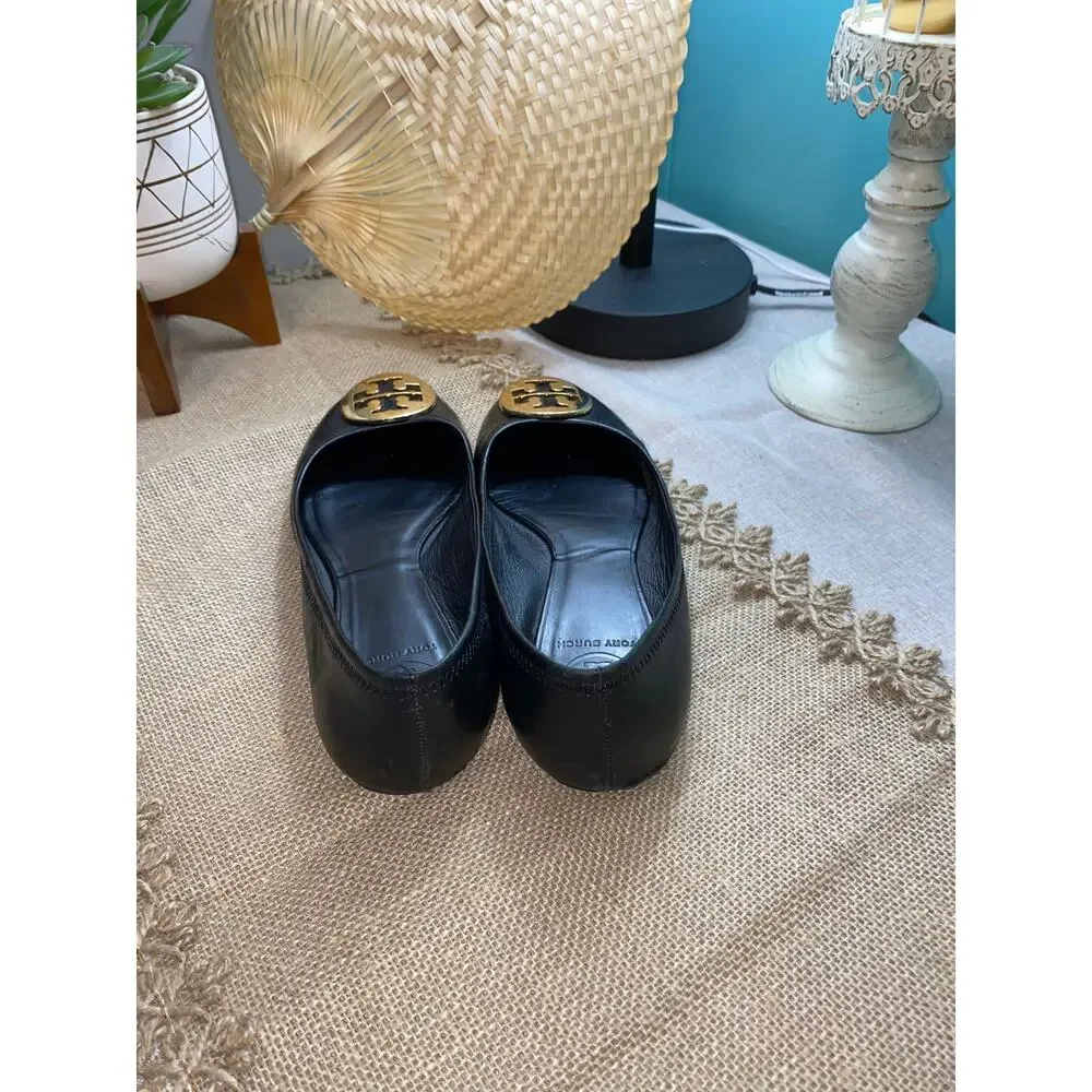 Tory Burch Ballet Flat Leather Upper size 7.5M Gold T Logo Shoes - Picture 10 of 11